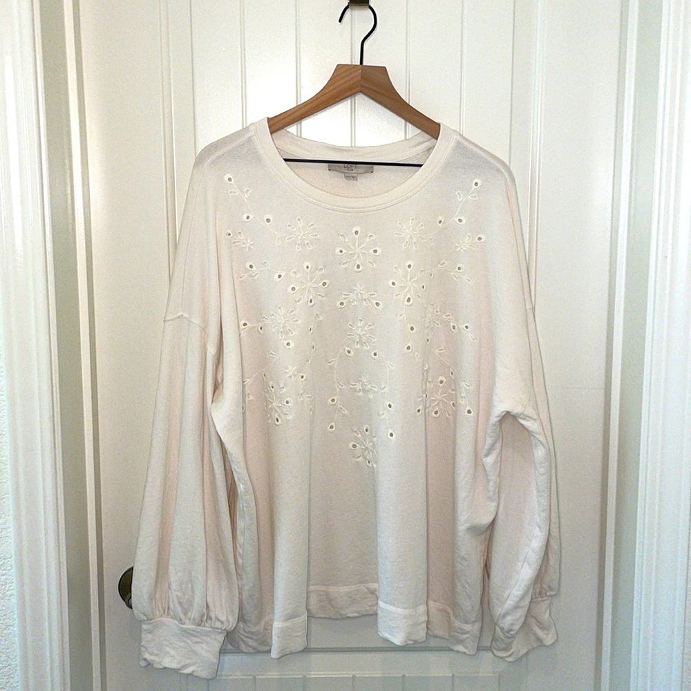 Loft Plus White Embroidered Eyelet Balloon Sleeve Sweatshirt - Picture 4 of 8